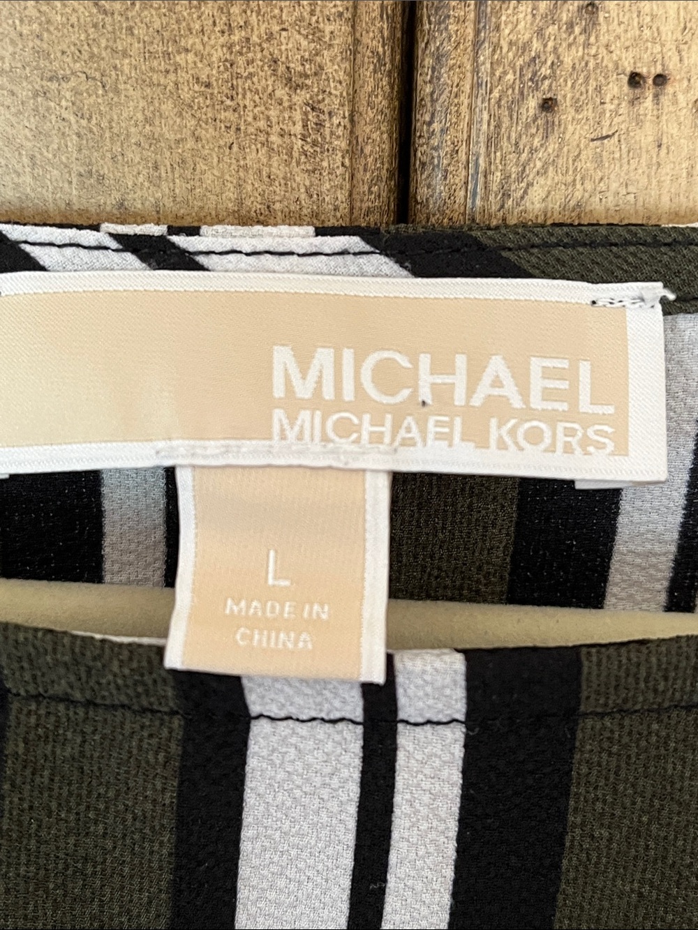 MICHAEL Michael Kors L oversized Top Dolman sleeves vertical stripe - Picture 2 of 6